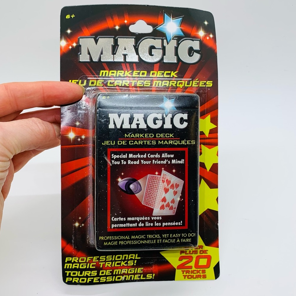 NWT Fantasma Toys RARE Professional Magic Card Deck. Marked deck for 20 tricks.